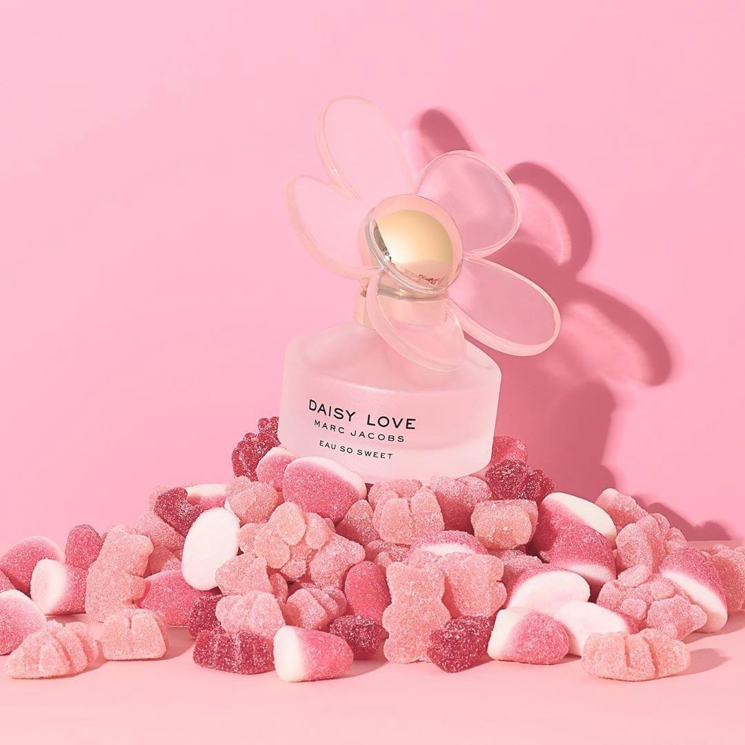 MARC JACOBS, MARC JACOBS รีวิว, MARC JACOBS Daisy Love Eau So Sweet, MARC JACOBS Daisy Love Eau So Sweet Eau de Toilette, MARC JACOBS Daisy Love Eau So Sweet EDT, MARC JACOBS Daisy Love Eau So Sweet Eau de Toilette รีวิว, MARC JACOBS Daisy Love Eau So Sweet Eau de Toilette 1.2ml, MARC JACOBS Daisy Love Eau So Sweet Eau de Toilette 1.2ml น้ำหอมผู้หญิง แนวกลิ่น Fruity-Floral, 